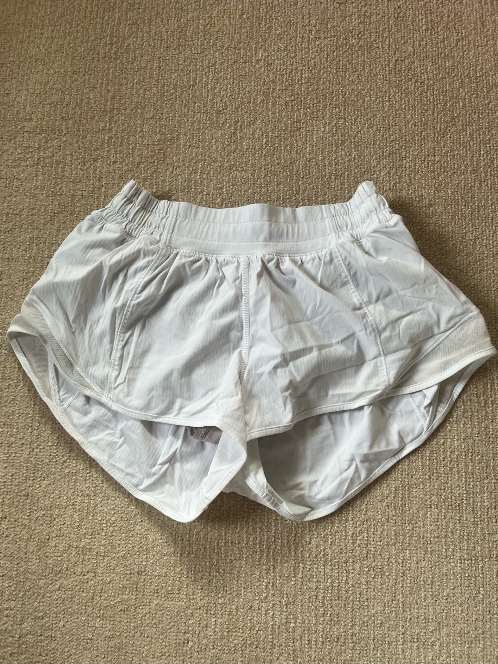 Lululemon Hotty Hot Shorts - Size 4